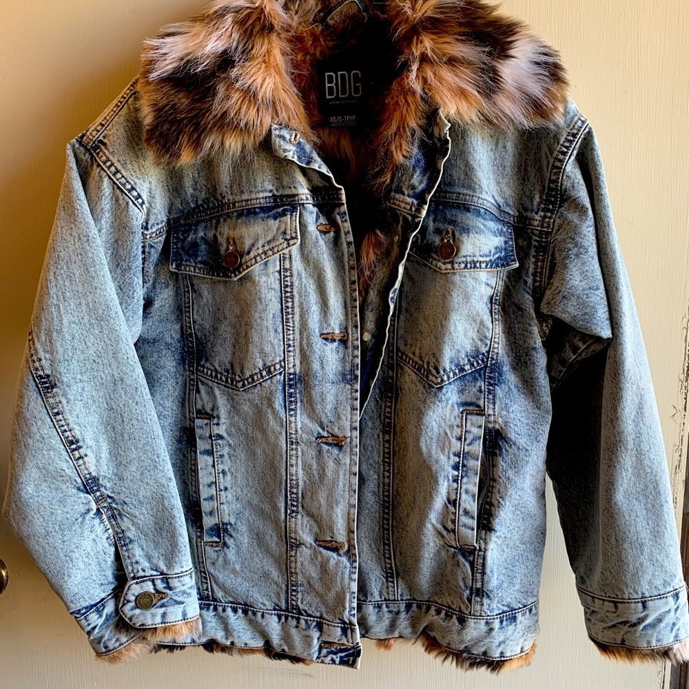 BDG Jean Jacket Fur Lining